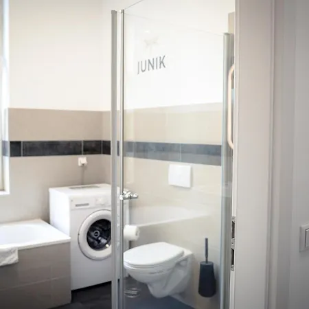 Lejlighed Moderne Stadtnah -junik