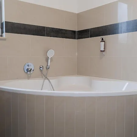 Moderne Stadtnah -junik Appartamento Duisburgo