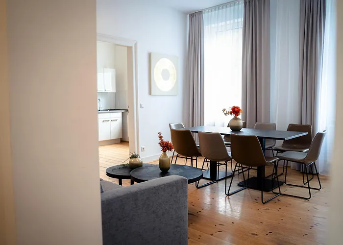 Moderne Stadtnah -junik Apartamento