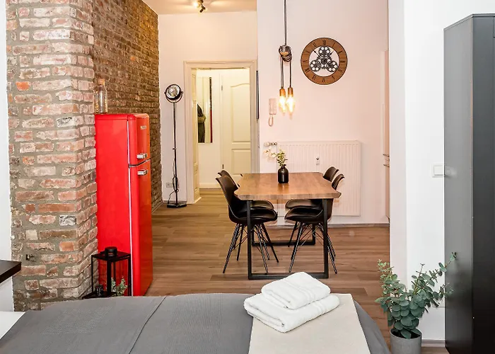 Moderne Stadtnah -junik Apartamento